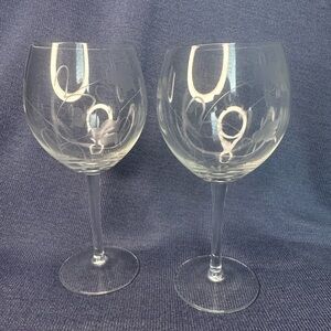 Elegant Clear Wine Glass Set